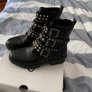 Aldo combat boots size 7